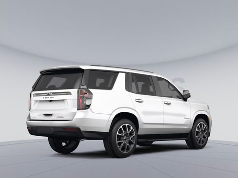 Used 2024 Chevrolet Tahoe RST w/ Luxury Package AWD/4WD image 4
