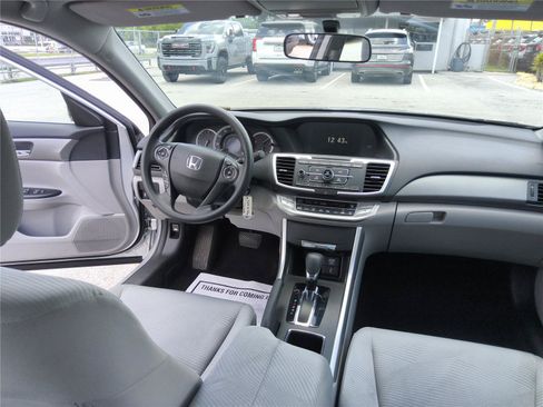 Used 2014 Honda Accord LX image 24