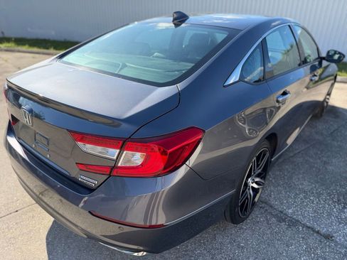 Used 2022 Honda Accord Touring image 5