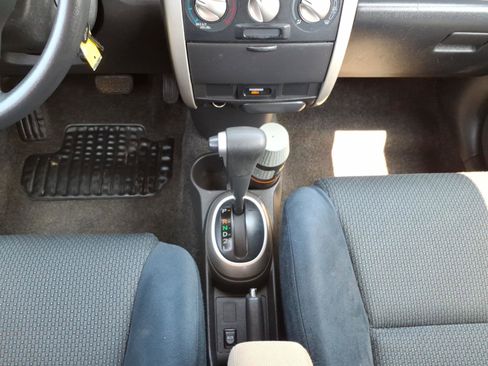 Used 2006 Scion xB FWD image 17