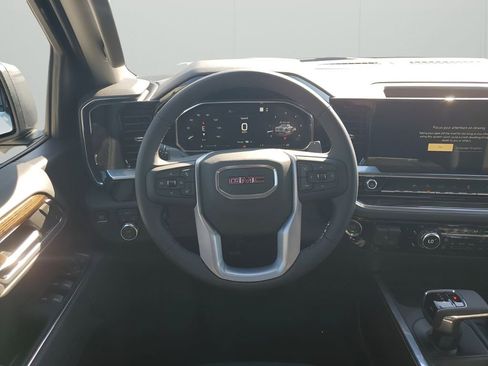 New 2026 GMC Sierra 1500 Elevation image 24