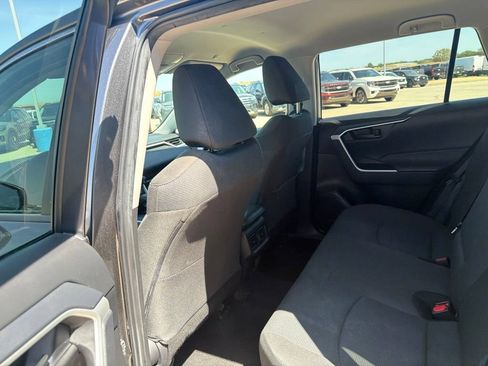 Used 2025 Toyota RAV4 LE AWD/4WD image 26