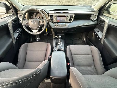 Used 2013 Toyota RAV4 XLE AWD/4WD image 31