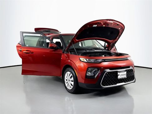 Used 2020 Kia Soul LX image 17