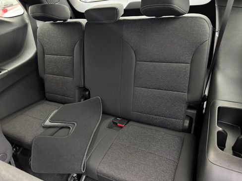 New 2026 Chevrolet Traverse LT image 34