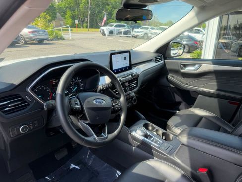 Used 2022 Ford Escape SEL AWD/4WD image 10