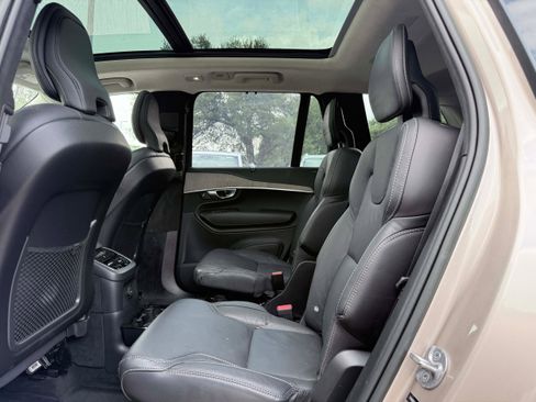 Certified 2023 Volvo XC90 T8 Ultimate w/ Lounge Package AWD/4WD image 14