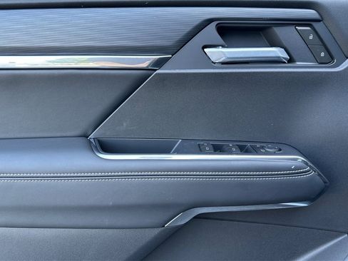 New 2025 GMC Acadia Elevation w/ Elevation Premium Package image 9