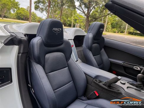 Used 2013 Chevrolet Corvette 427 w/ 1SC Preferred Equipment Group RWD image 28