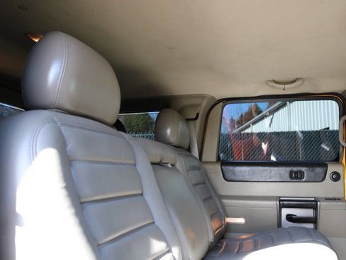Used 2003 HUMMER H2 Base 4dr 4WD SUV w/ Preferred Equipment Group image 74