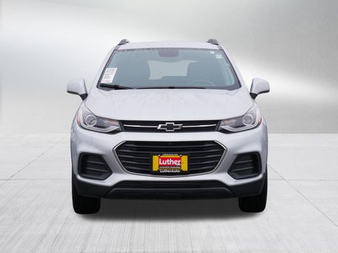 Used 2022 Chevrolet Trax LT w/ Sport Edition image 2