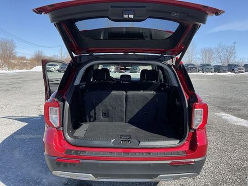 Certified 2021 Ford Explorer XLT w/ Equipment Group 202A AWD/4WD image 25