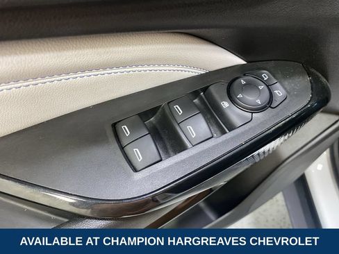 Used 2024 Chevrolet Trax LT w/ Driver Confidence Package FWD image 31