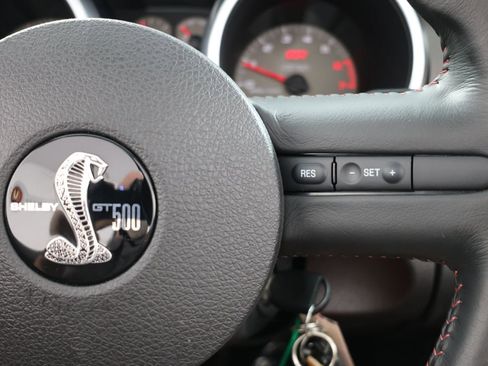 Used 2007 Ford Mustang Shelby GT500 RWD image 22