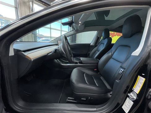 Used 2020 Tesla Model 3 Long Range AWD/4WD image 11