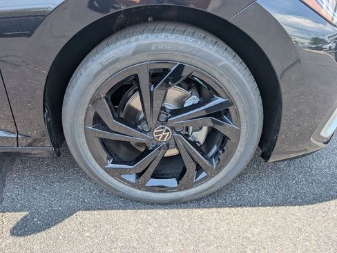 New 2025 Volkswagen Jetta SE image 24