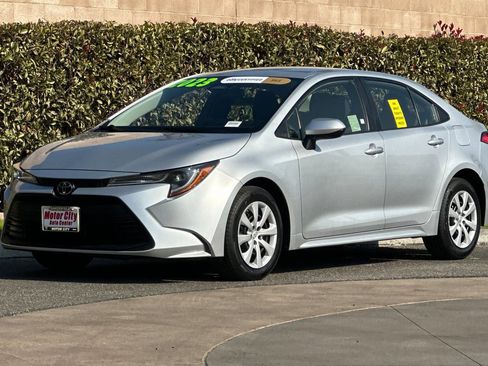 Used 2023 Toyota Corolla LE image 8