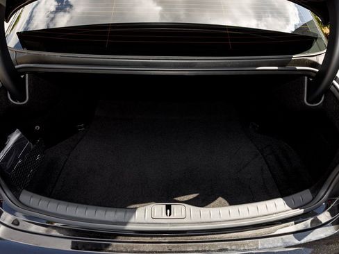 Used 2025 Genesis G80 2.5T Advanced image 33