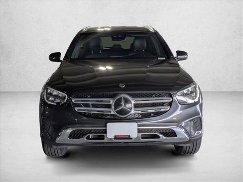 Certified 2022 Mercedes-Benz GLC 300 image 2