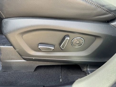 Used 2020 Ford Explorer ST w/ ST Street Pack image 18