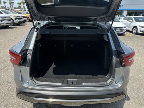 Used 2024 Chevrolet Trax ACTIV FWD image 23