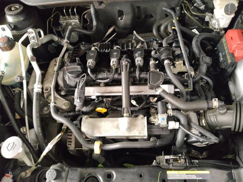 Used 2020 Nissan Kicks S FWD image 30