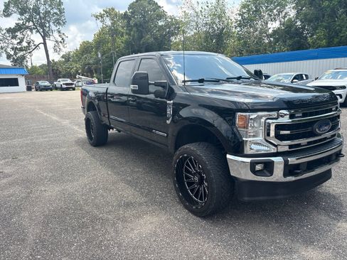 Used 2022 Ford F250 Lariat w/ Lariat Value Package AWD/4WD image 3