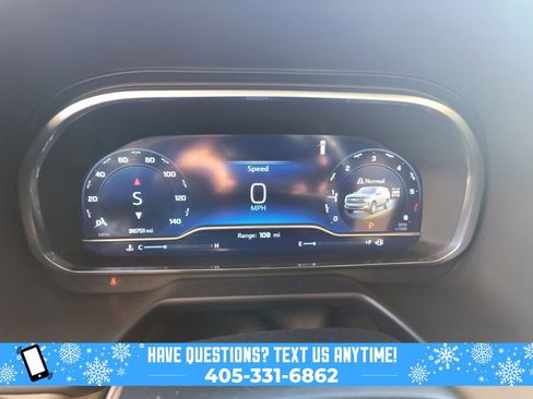 Used 2023 Chevrolet Suburban Premier image 23