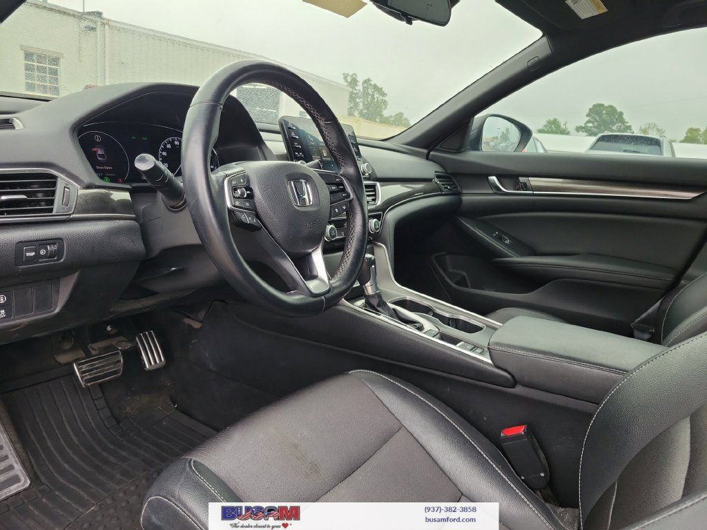 Used 2019 Honda Accord Sport image 17