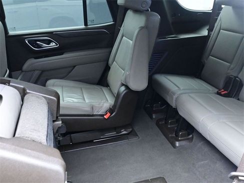 Used 2021 Chevrolet Tahoe LT image 21