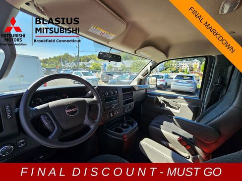 Used 2023 GMC Savana 2500 w/ Driver Convenience Package image 13