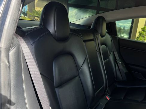 Used 2019 Tesla Model 3 RWD image 19