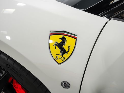 Used 2016 Ferrari 488 GTB RWD image 22