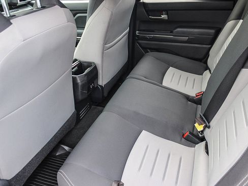 Used 2024 Toyota Tacoma TRD Sport image 19