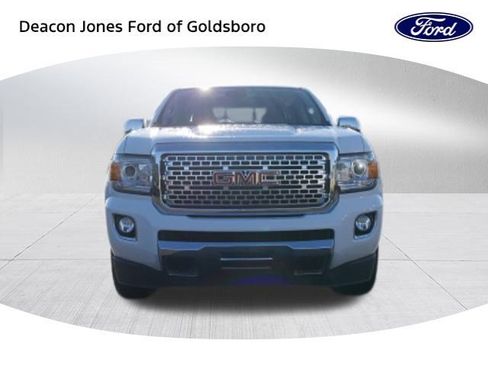Used 2019 GMC Canyon Denali image 9
