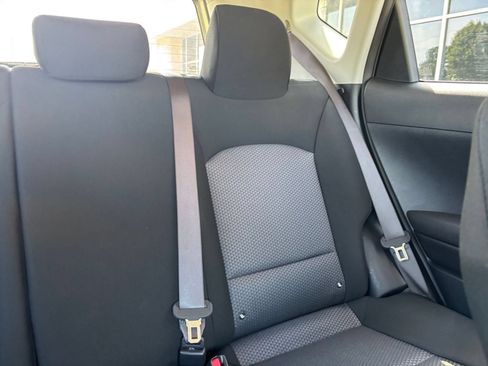 Used 2025 Kia Soul LX w/ LX Technology Package FWD image 35