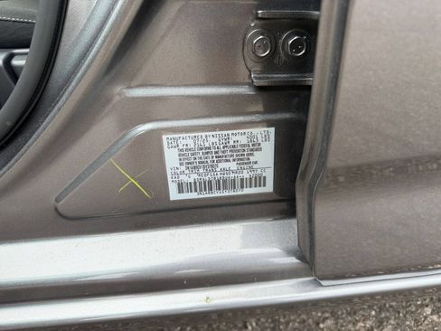 Used 2025 Nissan Sentra SV FWD image 27