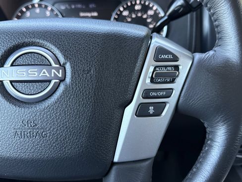 Used 2024 Nissan Titan SV w/ SV Convenience Package AWD/4WD image 20