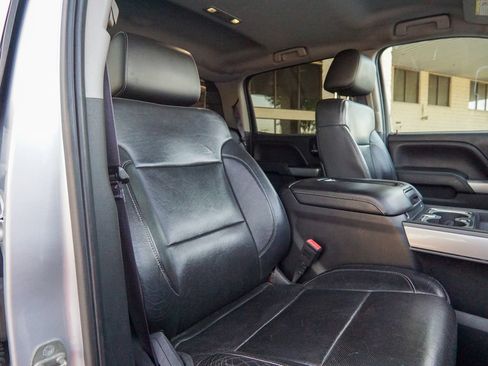 Used 2015 Chevrolet Silverado 2500 LTZ w/ Duramax Plus Package AWD/4WD image 29