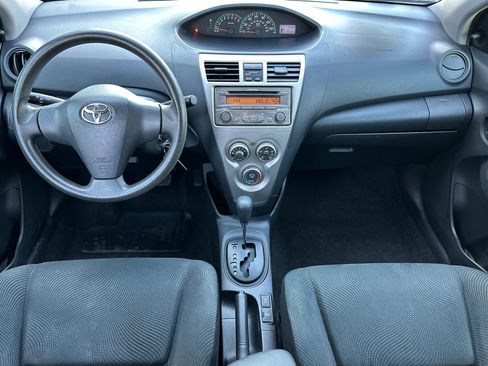 Used 2012 Toyota Yaris Sedan image 13