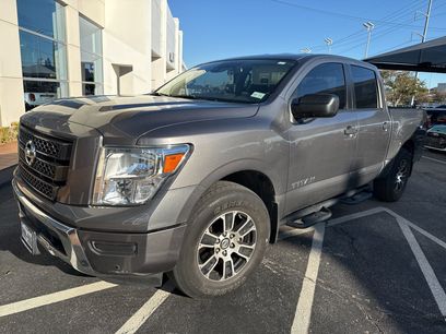 Used 2022 Nissan Titan SV w/ SV Convenience Package