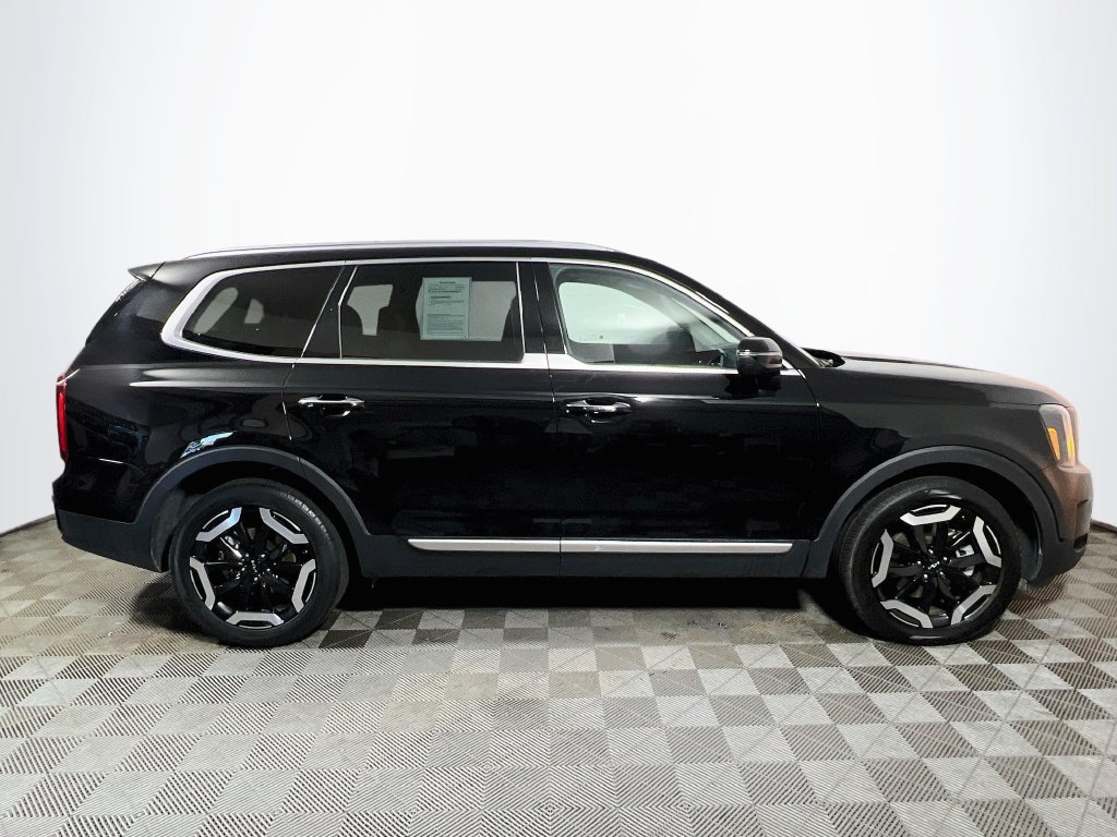 Used 2025 Kia Telluride S AWD/4WD image 8