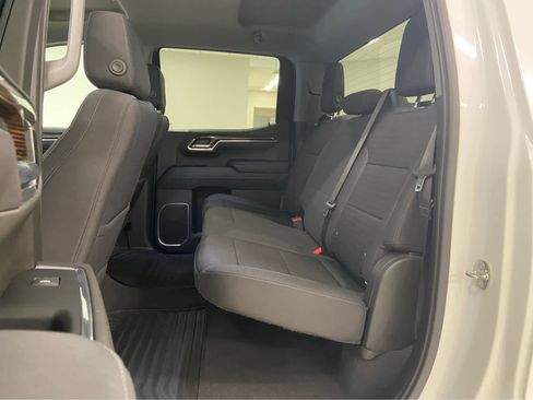 Used 2023 GMC Sierra 1500 SLE AWD/4WD image 12