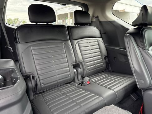 Certified 2024 Kia EV9 Land AWD/4WD image 15