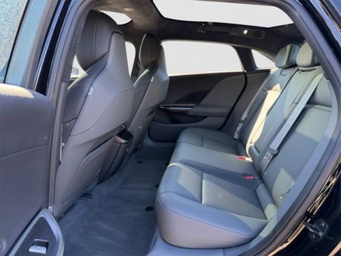 Used 2024 Lucid Air Touring AWD/4WD image 18