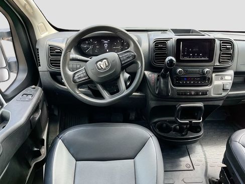 Used 2025 RAM ProMaster 2500 w/ Convenience Group FWD image 21