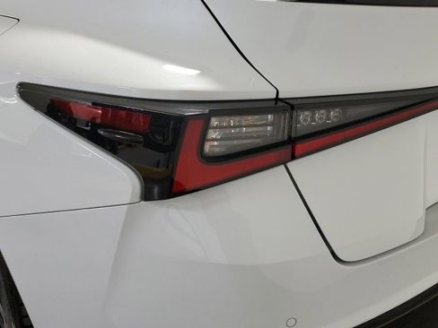 Used 2023 Lexus IS 500 500 F SPORT Performance image 33
