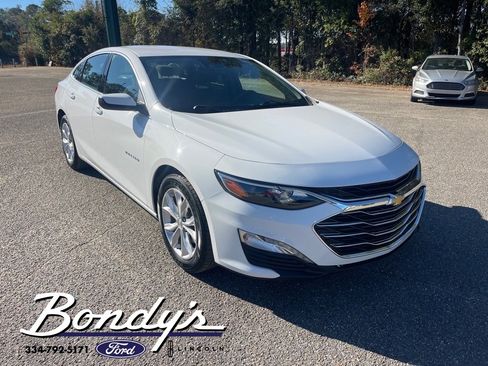 Used 2023 Chevrolet Malibu LT image 2
