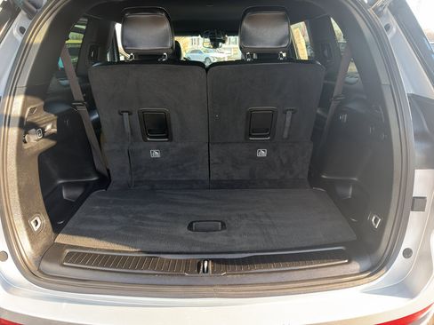 Used 2024 Jeep Grand Cherokee L Limited image 8