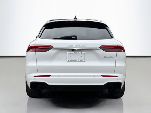 Certified 2024 Maserati Grecale GT image 4